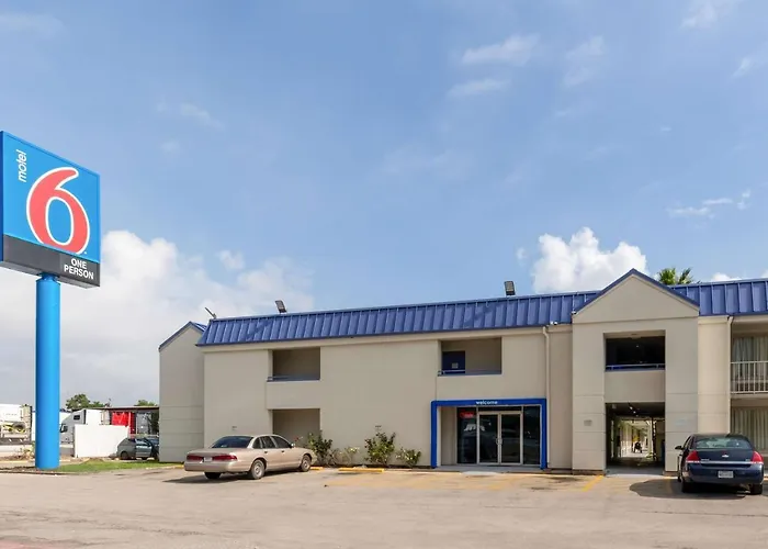 Motel 6-Houston, Tx - East